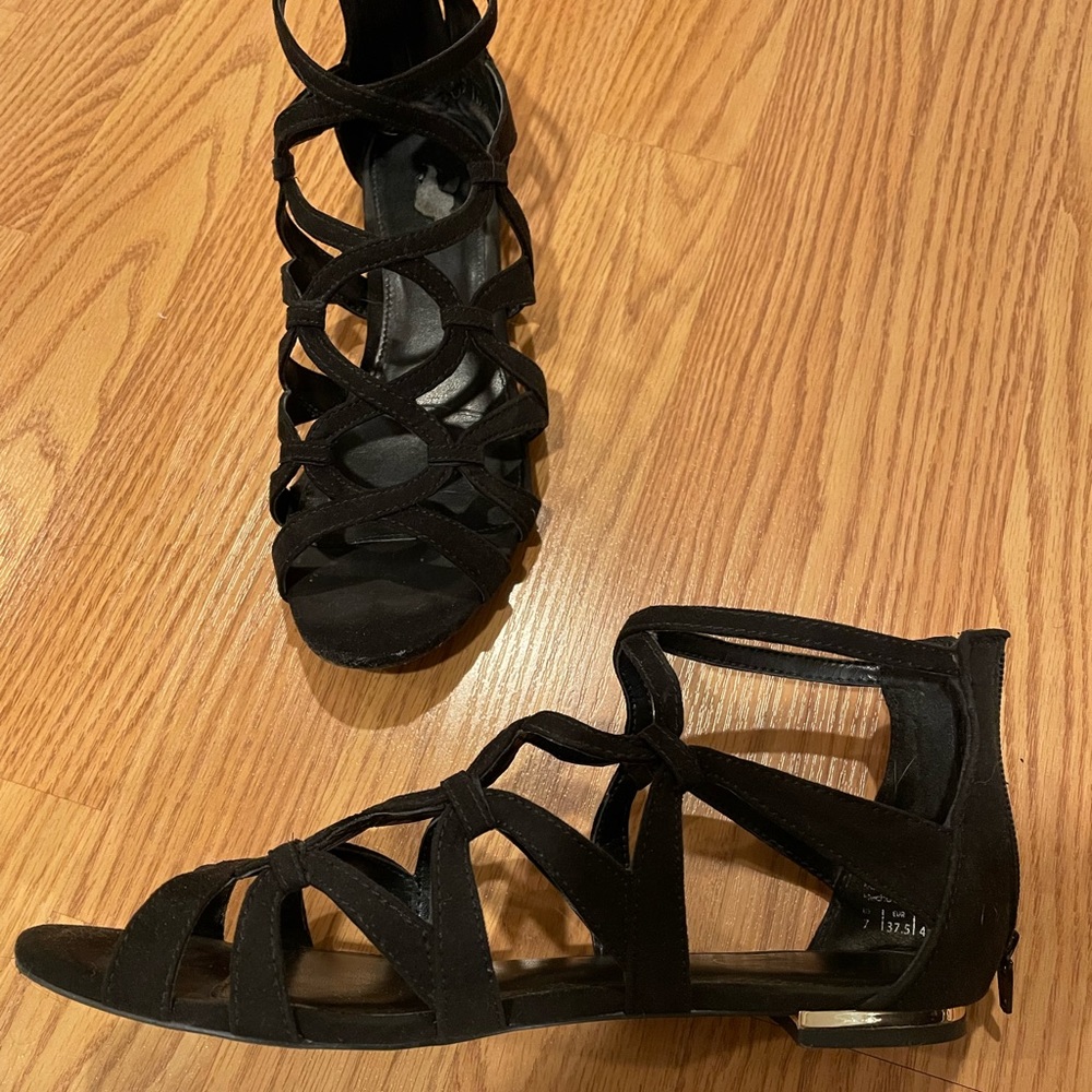 ALDO black strappy sandal shoe Etaullan size 7